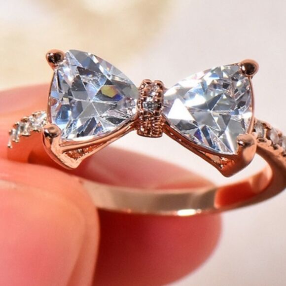✨Elegant Rose Gold Tone Bow ring✨ - Picture 3 of 7